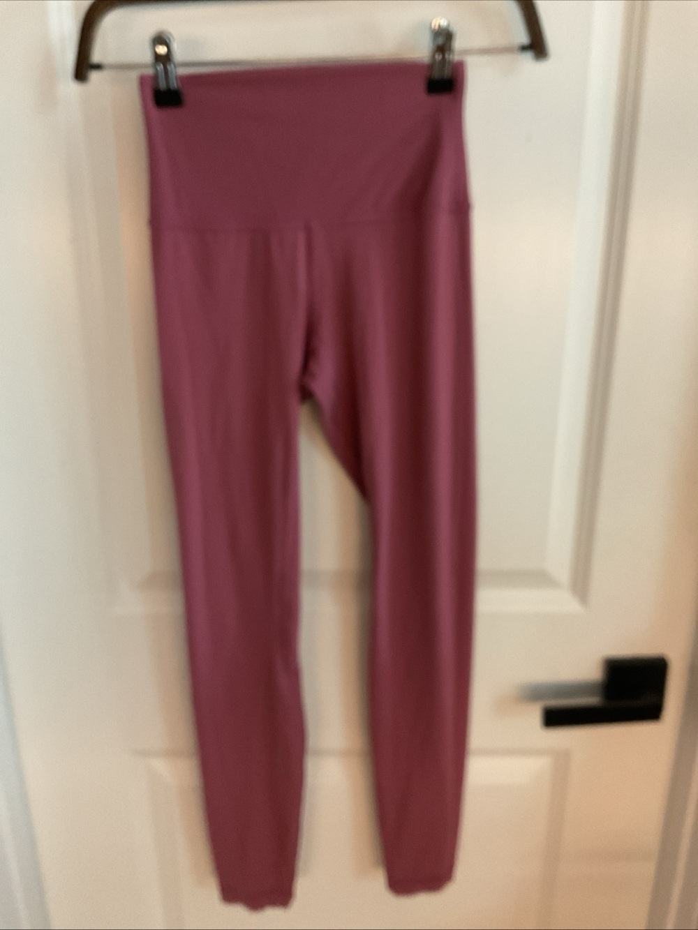 lululemon athletica - Mauve High-Rise Leggings - Ladies Size 4